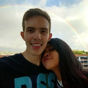 Meet your Posher, Ana